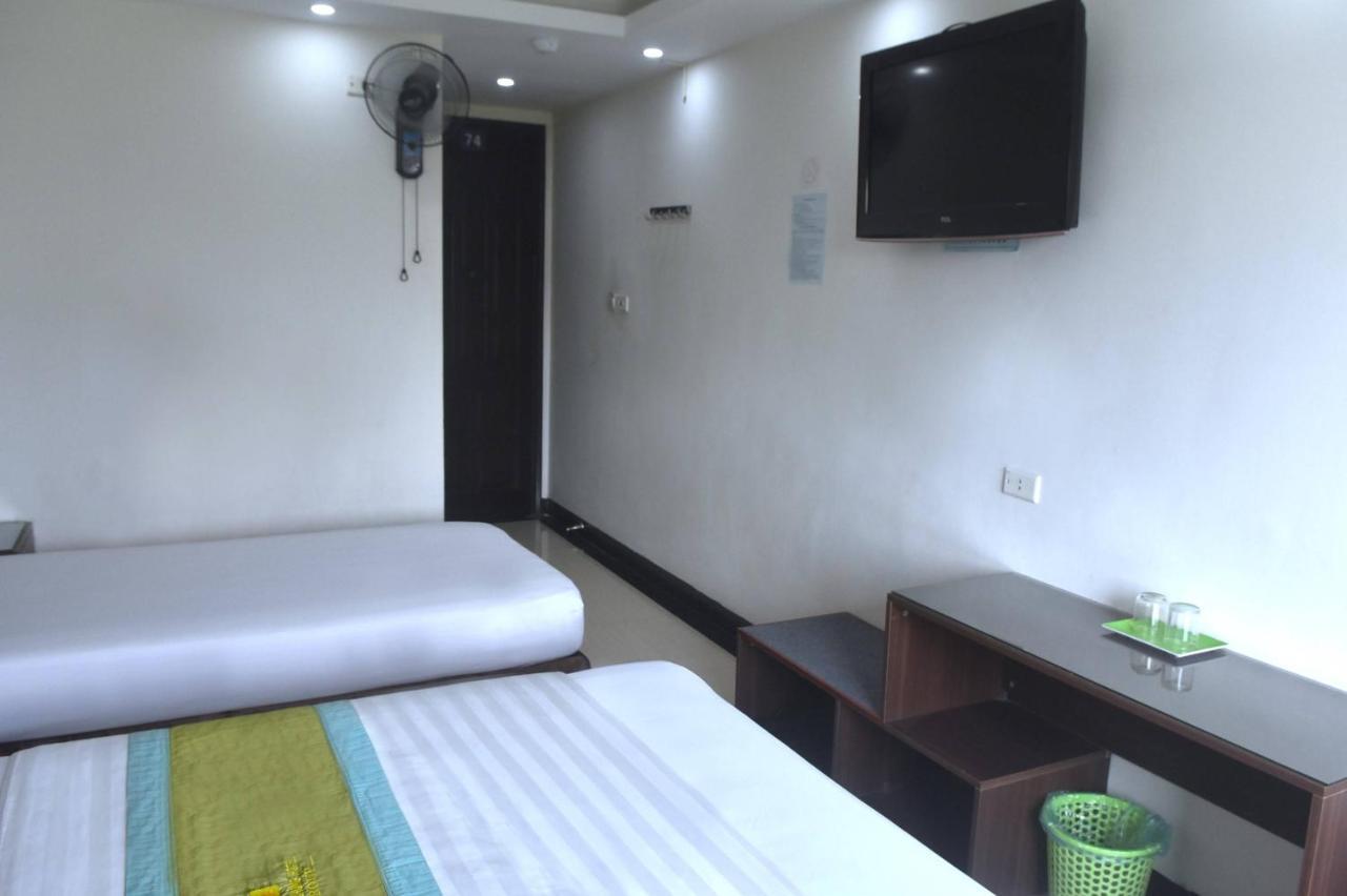 Sao Hotel Nguyen Ngoc Vu Hanoi Exteriör bild